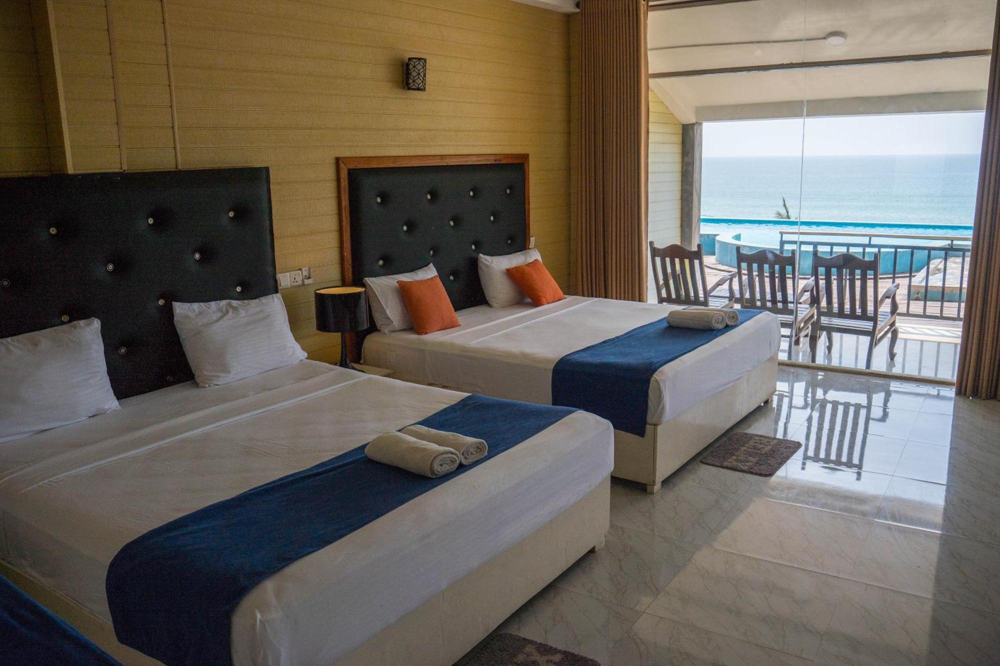One World Mirissa Hotel ภายนอก รูปภาพ