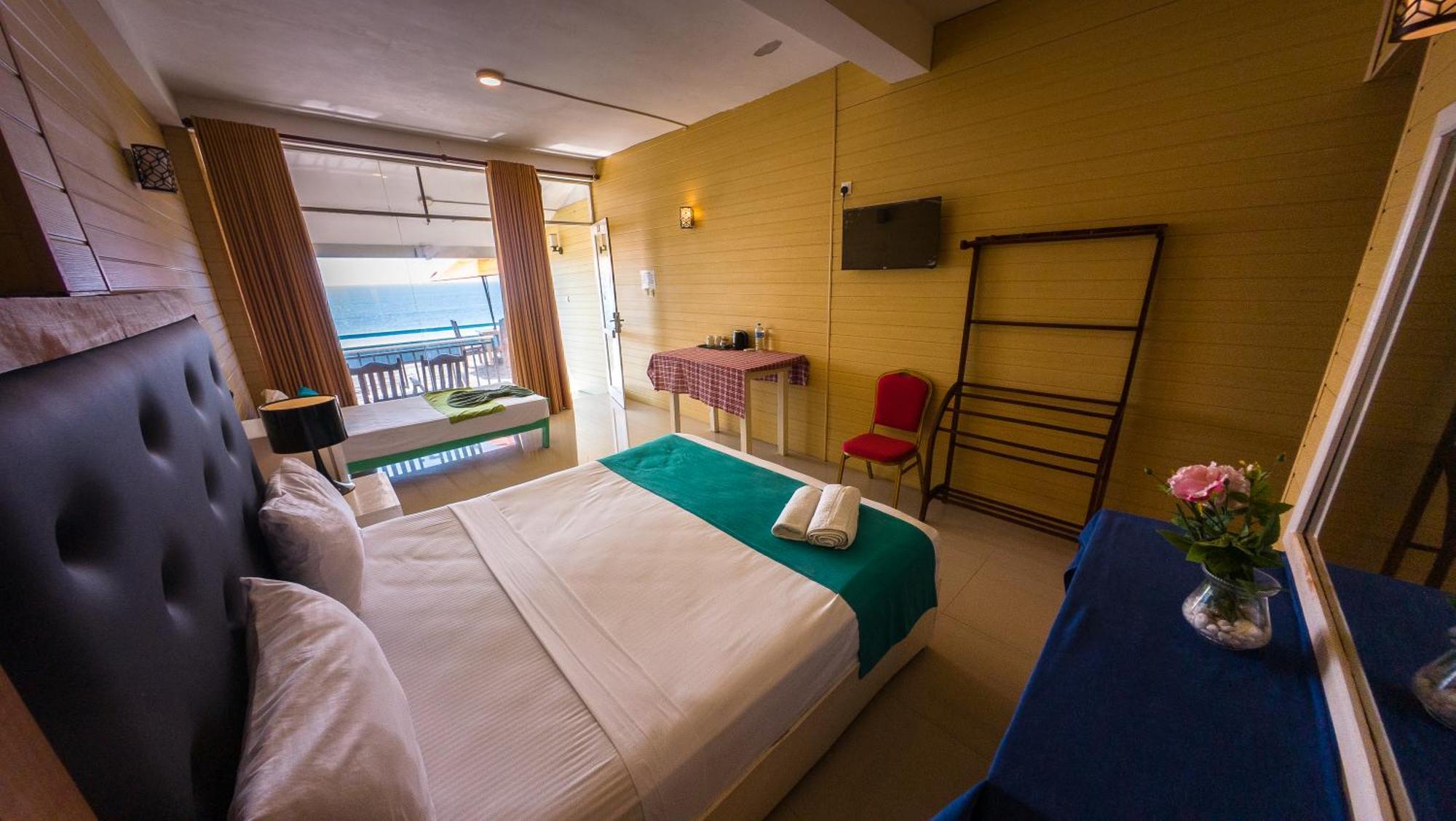 One World Mirissa Hotel ภายนอก รูปภาพ