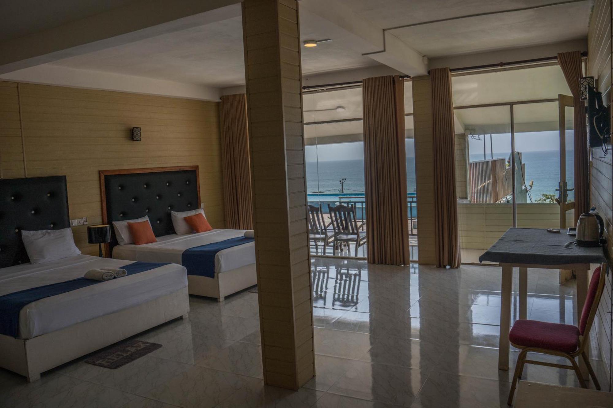 One World Mirissa Hotel ภายนอก รูปภาพ